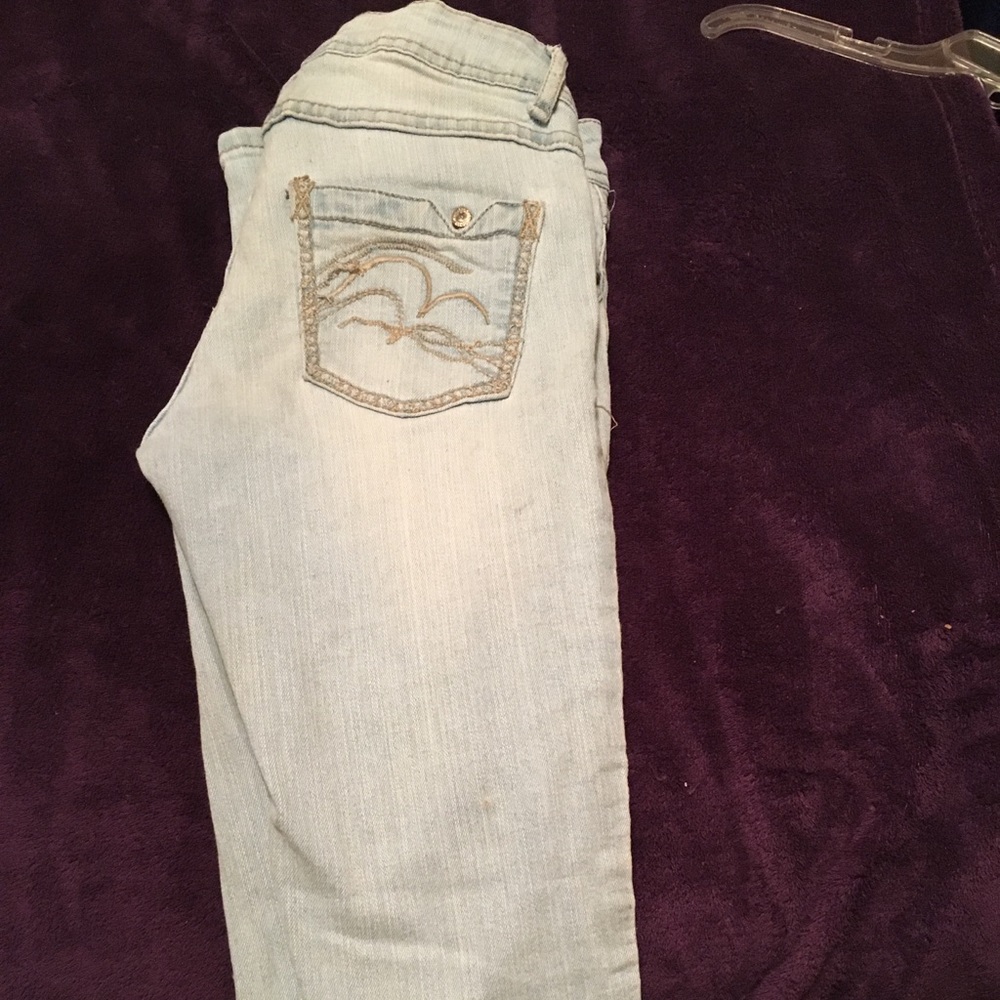 Women/ Junior Jeans